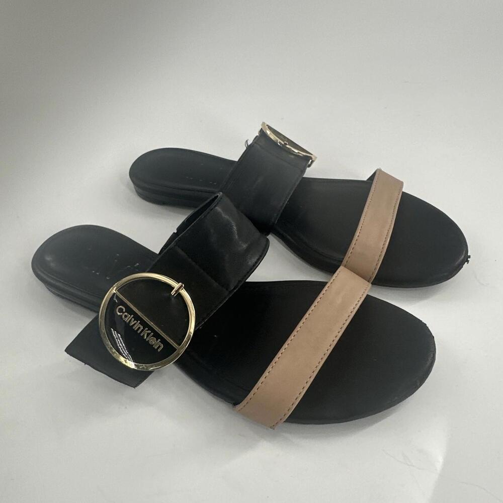 Calvin Klein Women's Flat Sandal Black & Beige Sz 7M